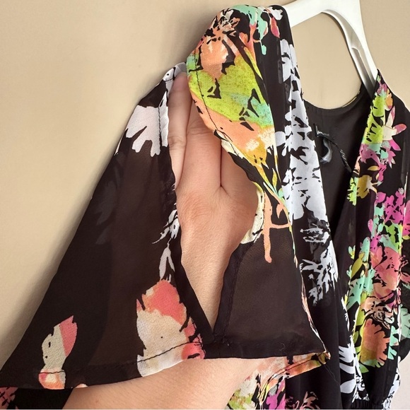 Lane Bryant Floral Maxi Dress Women 14/16 Vneck Empire Waist Flutter Sleeve Blac - Picture 7 of 9